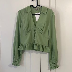 Long sleeve v-neck tea blouse with buttons